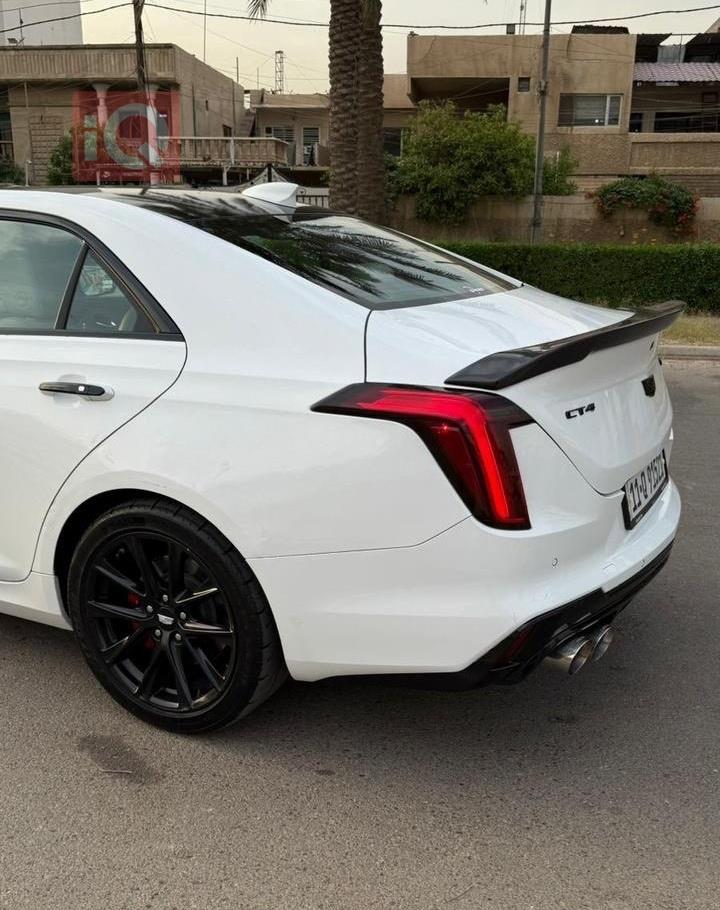 كاديلاك CT4